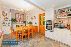 Kitchen/Diner- click for photo gallery